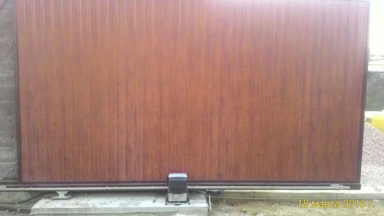 Профессиональная установка раздвижных ворот в Новочеркасске сотрудниками компании ПКФ Автоматика. быстро, надежно, недорого. Звоните!