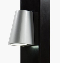 Купить Элегантное LED-освещение Locinox (Бельгия) TRICONE для ворот, цвета zilver и 9005 (черный) в Новочеркасске